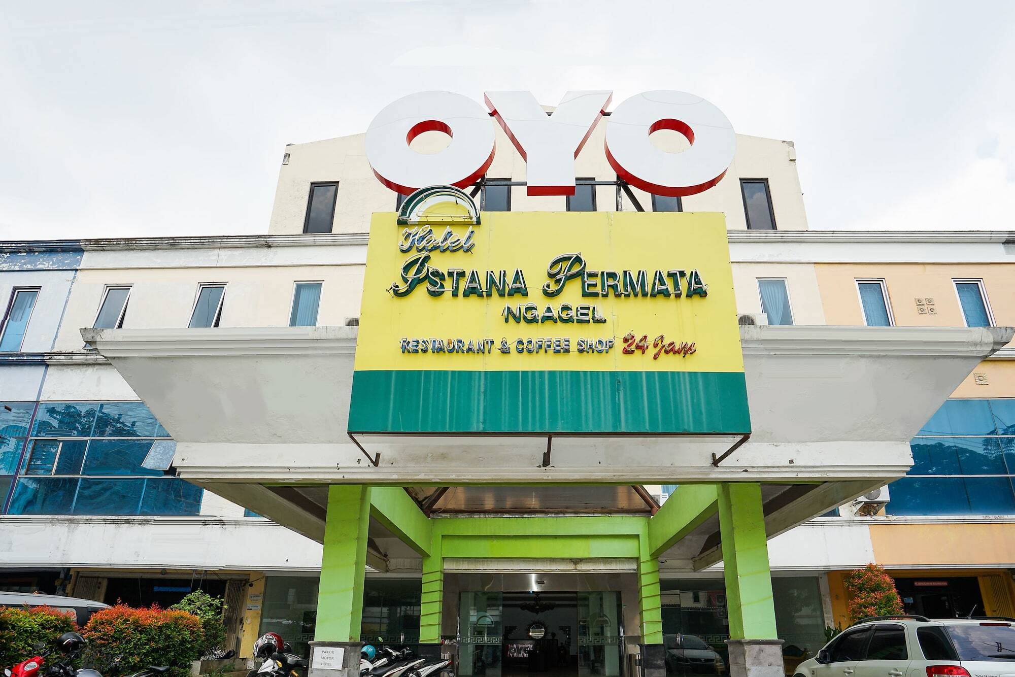 Istana Permata Ngagel Surabaya Exterior foto